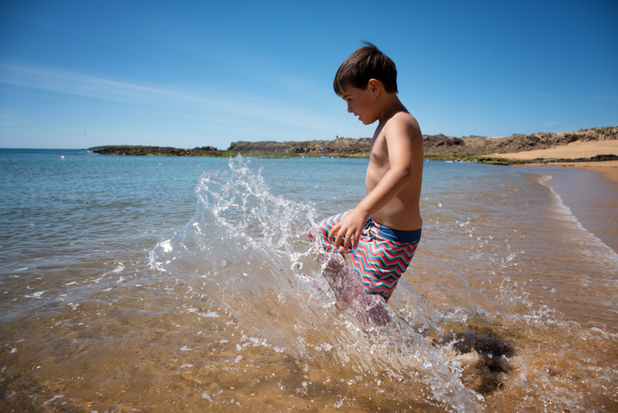 seance famille, seance plage, seance enfant, portrait, photographe vannes, photographe lorient, photographe auray, photographe morbihan, lifestyle-13