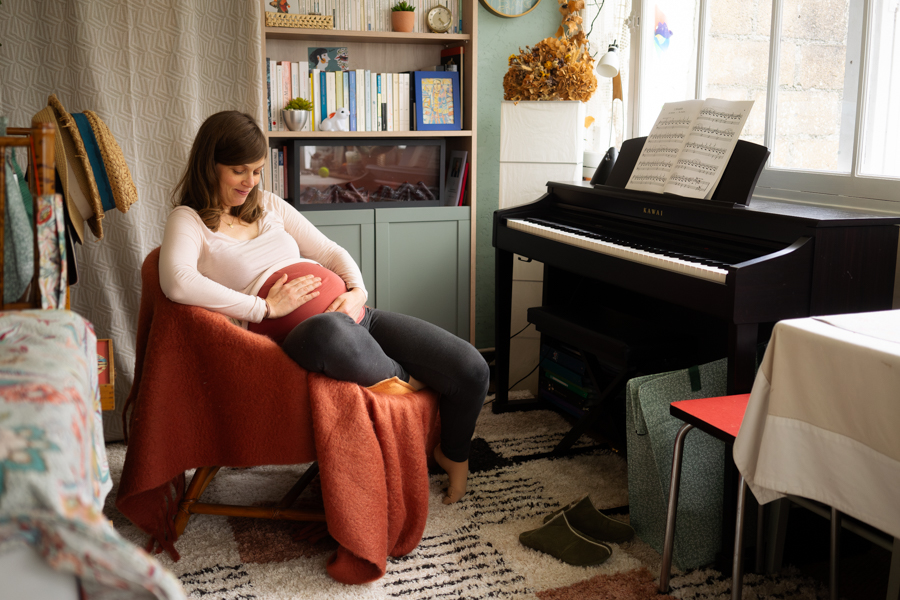 seance grossesse, enceinte, portrait, photographe vannes, photographe lorient, photographe auray, photographe morbihan, lifestyle-2
